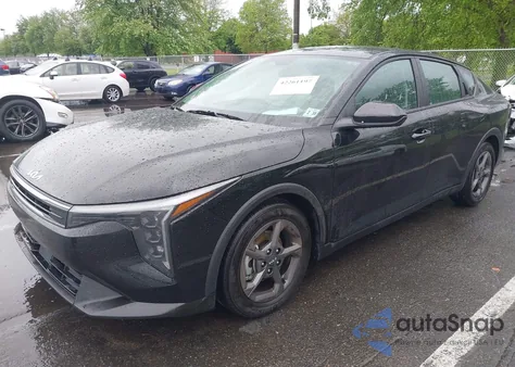 2025 Kia K4 Lxs from USA, damaged, VIN 3KPFT4DE7SE005141